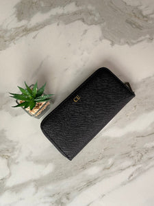 BLACK ZIP AROUND WALLET